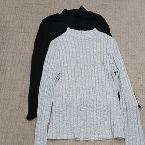 Women's Black and Gray Sweater Set